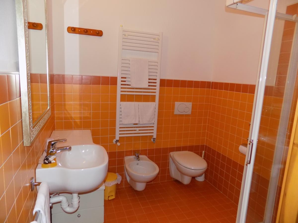 Hotel Residence Sole Fontanafredda Extérieur photo