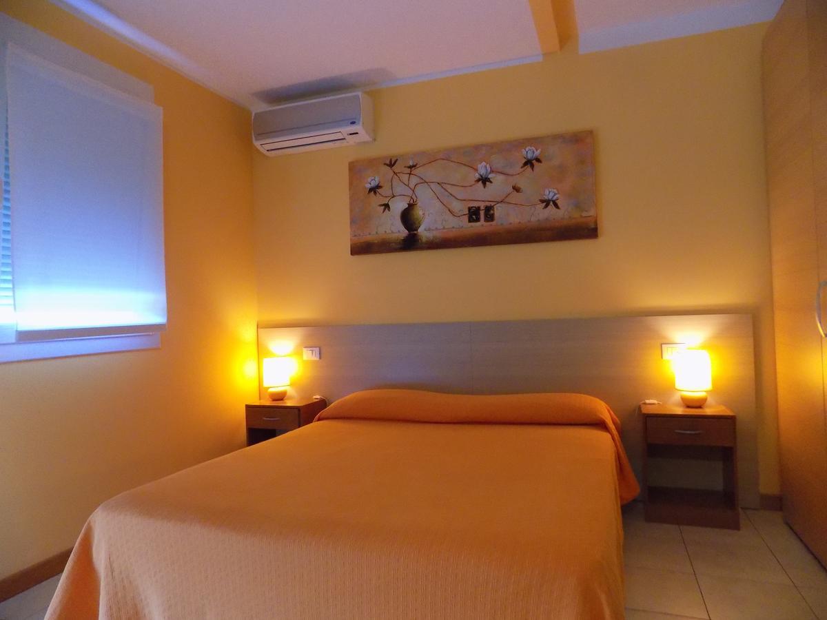 Hotel Residence Sole Fontanafredda Extérieur photo