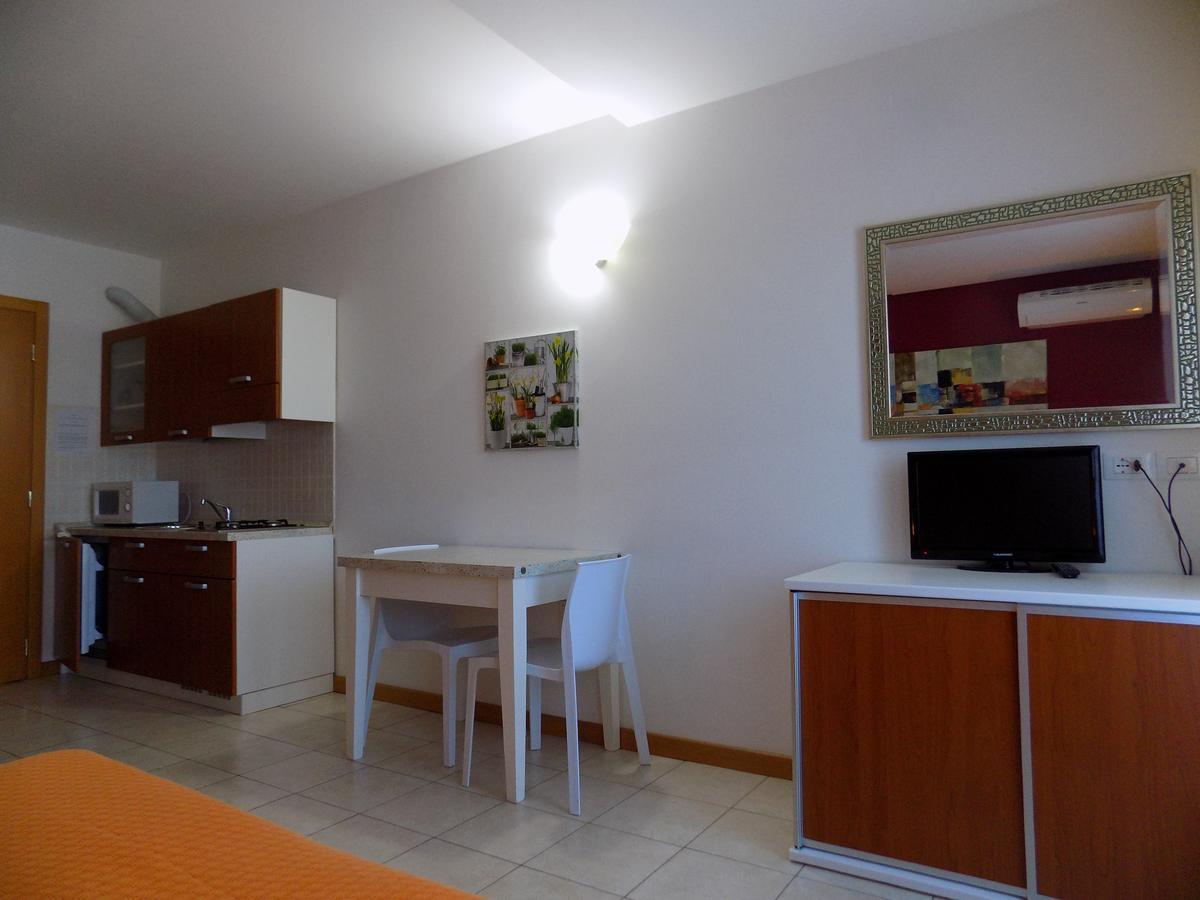 Hotel Residence Sole Fontanafredda Extérieur photo